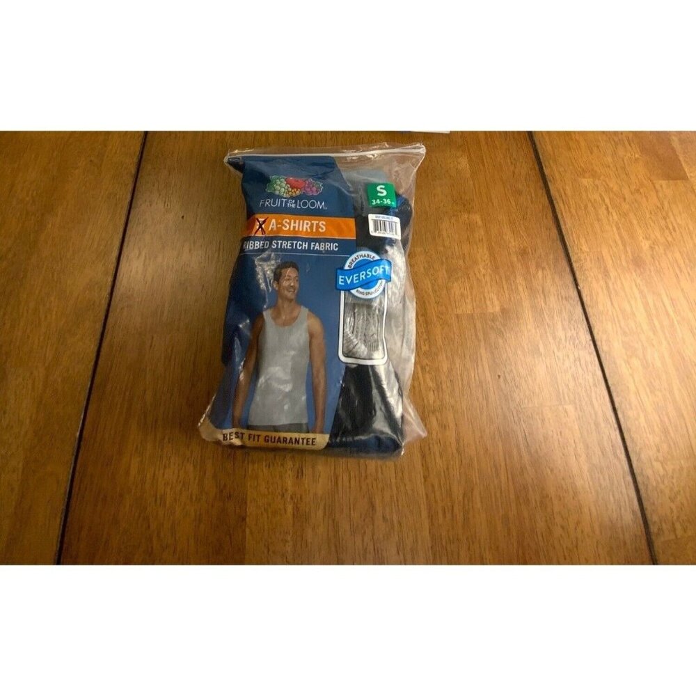 4 Pack(was a 5 pack 1 is missing) Fruit of the Loom Men's A-Shirt 2 Black/2 Gray